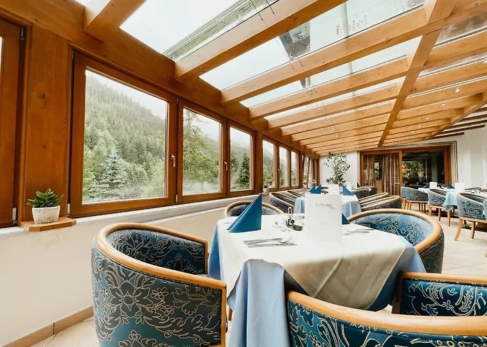 Hotell Alpenhotel Tirolerhof 4*